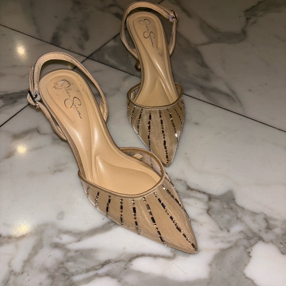 Jessica Simpson Beige Heels Pointed Toe